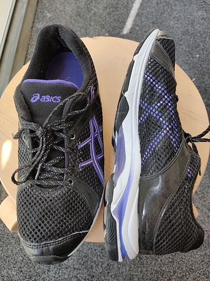 Asics juoksukengät