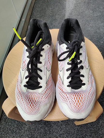 Mizuno wave rider 22 juoksukenkä