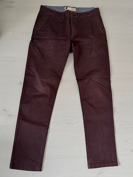 Miesten chinot koko 30-32