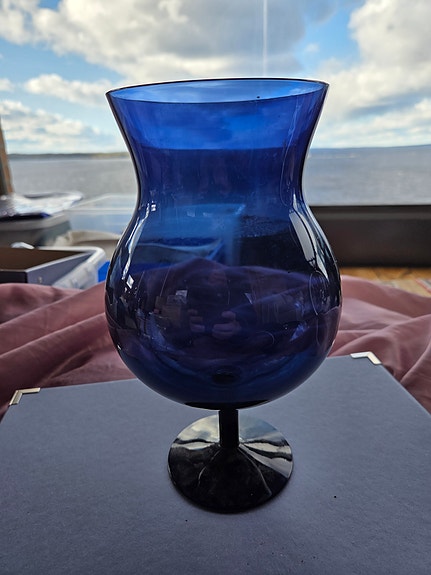 Nuutajärven taidelasi, Saara Hopea lila 3403