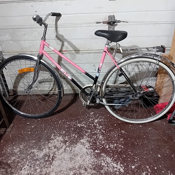 Naisten polkupyörä 28" merkki Nopsa