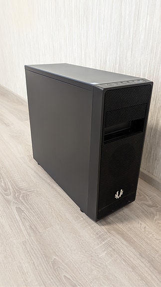 Pöytäkone Intel i3-6100, Gigabyte H110M-S2H, 4GB DDR4, SSD 240GB