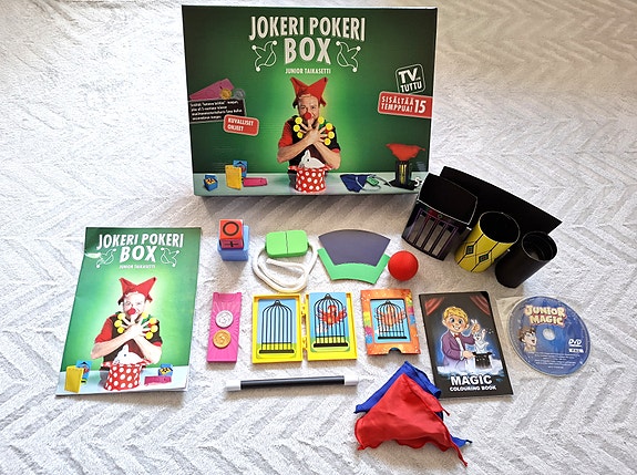 Hyväkuntoinen Jokeri Pokeri Box jr -taikurisetti