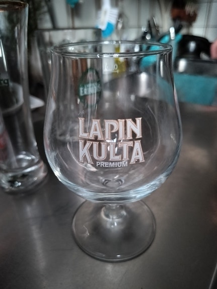 Lapin kulta lasi