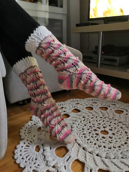 Villasukat, Pitsineuletta, Nyppyjä, Nallelangasta