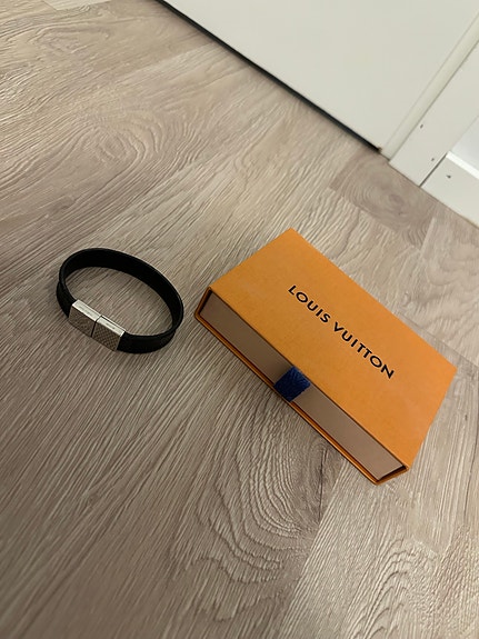 Louis vuitton rannekoru