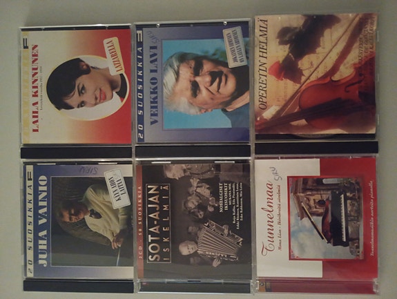 Suomi-iskelmä CD-levyjä kokoelma