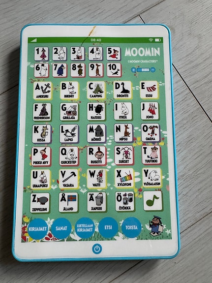Muumi lasten opettelutabletti suomen aakkoset