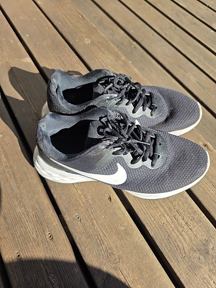 Nike lenkkarit 43