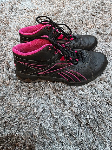 Reebok treenikengät 40