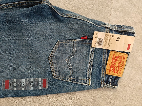 Levi's 511 farkut slim fit w30 l32