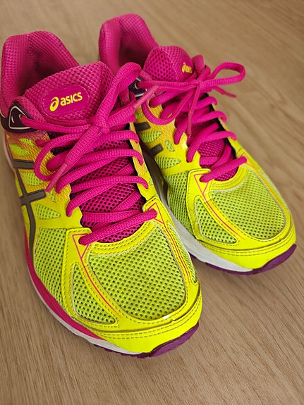 Asics juoksukengät 37