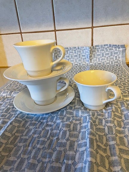 KULTAKERAMIIKKA Taru-kahvikuppiparit