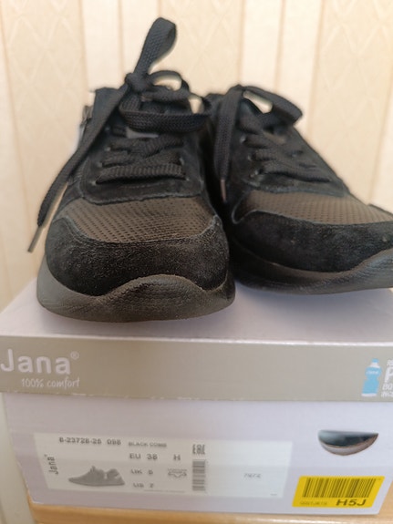Jana mustat lenkkarit koko 38