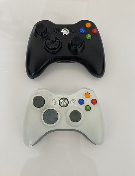 Xbox 360 ohjaimet