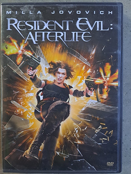 Resident evil afterlife dvd
