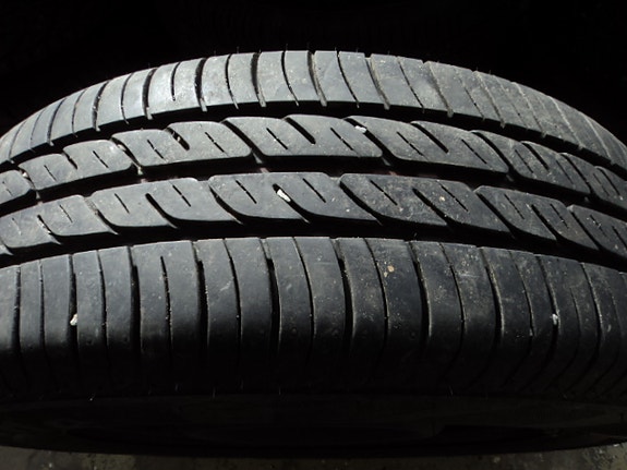 Firestone Multihawk 2 rengassarja vanteilla ET 46