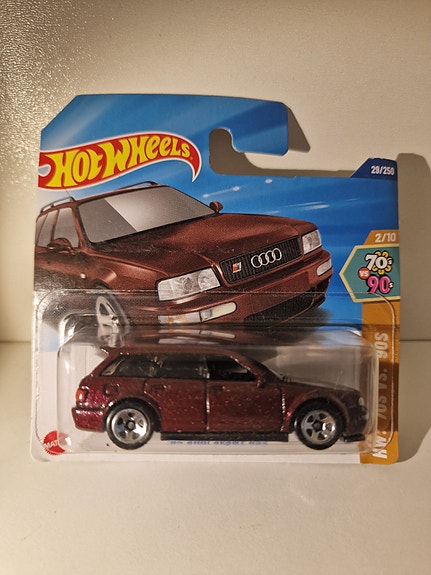 Hot Wheels '94 Audi Avant RS2 Maroon