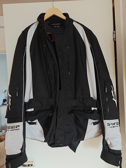 Product image 6 of 9