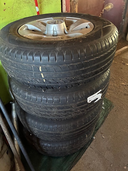 Nissan Kingcapin renkaat