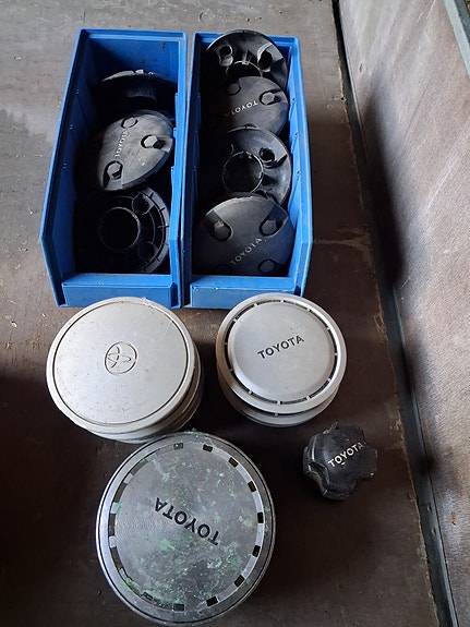 Toyota pölykapselit