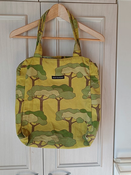 Vihreä Marimekko olkalaukku