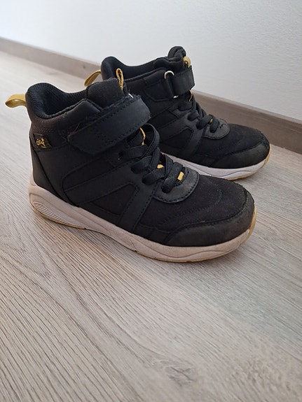 Välikausikengät koko 32