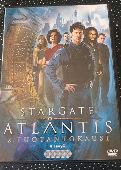 Stargate Atlantis kausi 2