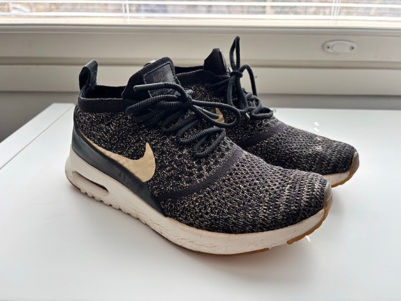 Nike Air Max Thea Ultra 39