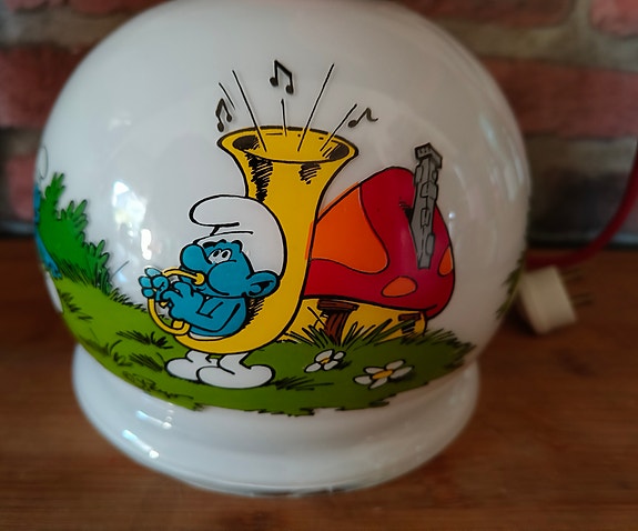 Lasten Smurffi valaisin