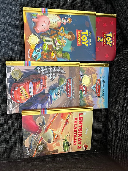 Disney Pixar Autot, Lentsikat ja Toy Story -lastenkirjat