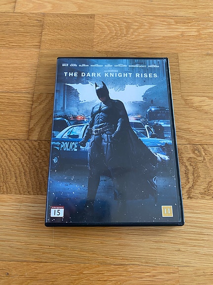 The dark knight rises dvd