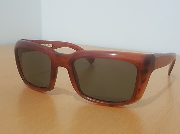 Nilsol retro aurinkolasit
