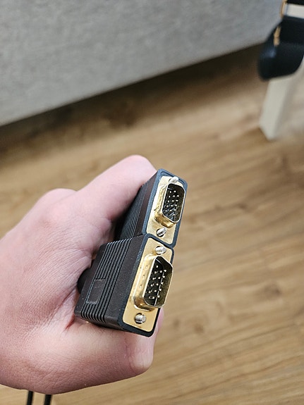 Vga kaapeli 15 metriä