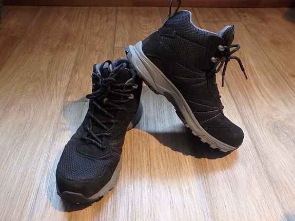 Treksta Goretex-kengät kokoa 38