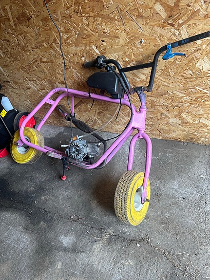 Koulussa tehty minimoto