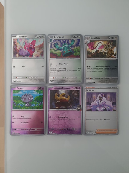 Pokemon holo-kortit yhteishintaan