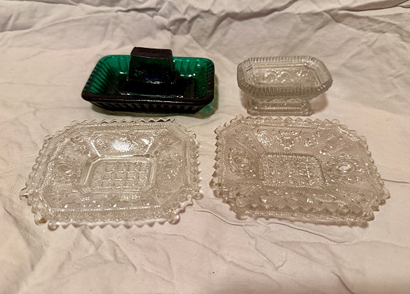 🧵🕯️ Nuutajärvi / Notsjö antiikkilasi erä – neulavati & tulitikkupidike