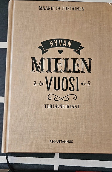 Hyvän mielen vuosi  Tehtäväkirja
