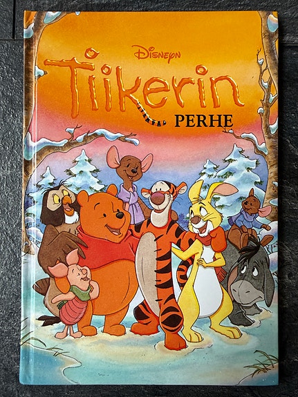 Disney Tiikerin perhe lastenkirja