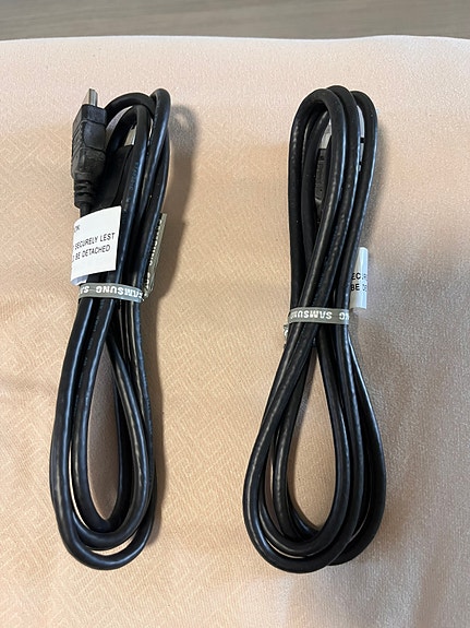 DisplayPort → HDMI -kaapeli (1.5–2 m)