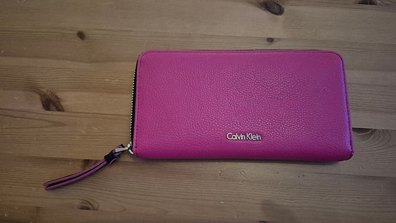Calvin Klein lompakko