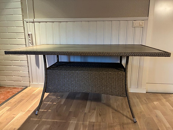 Rottinki pöytä 85cm x 150cm!