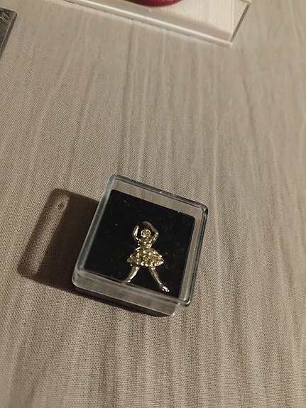 vintage Ballerikuvio rintaneula rintamerkki