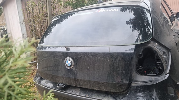 BMW e87 takaluukku
