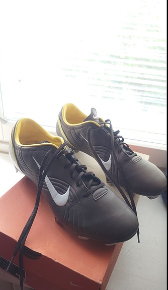 Nike RGN Mercurial Vapor FG 44,5 jalkapallokengät