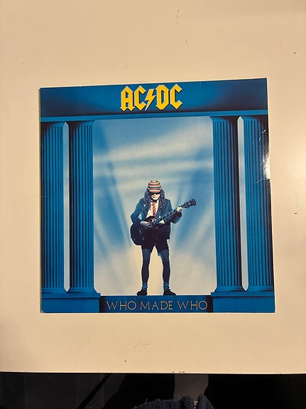 AC/DC "Who Made Who" vinyylilevy