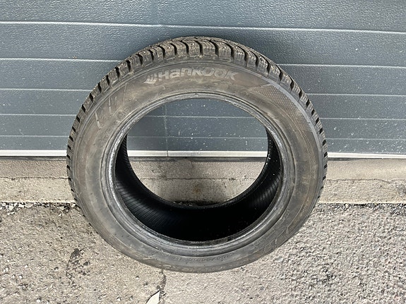Uudehkot Hankook nastat 205/55R16