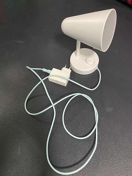 Ikea Fubbla led-seinävalaisin