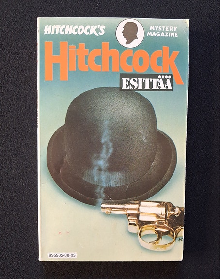 Hitchcock esittää 3